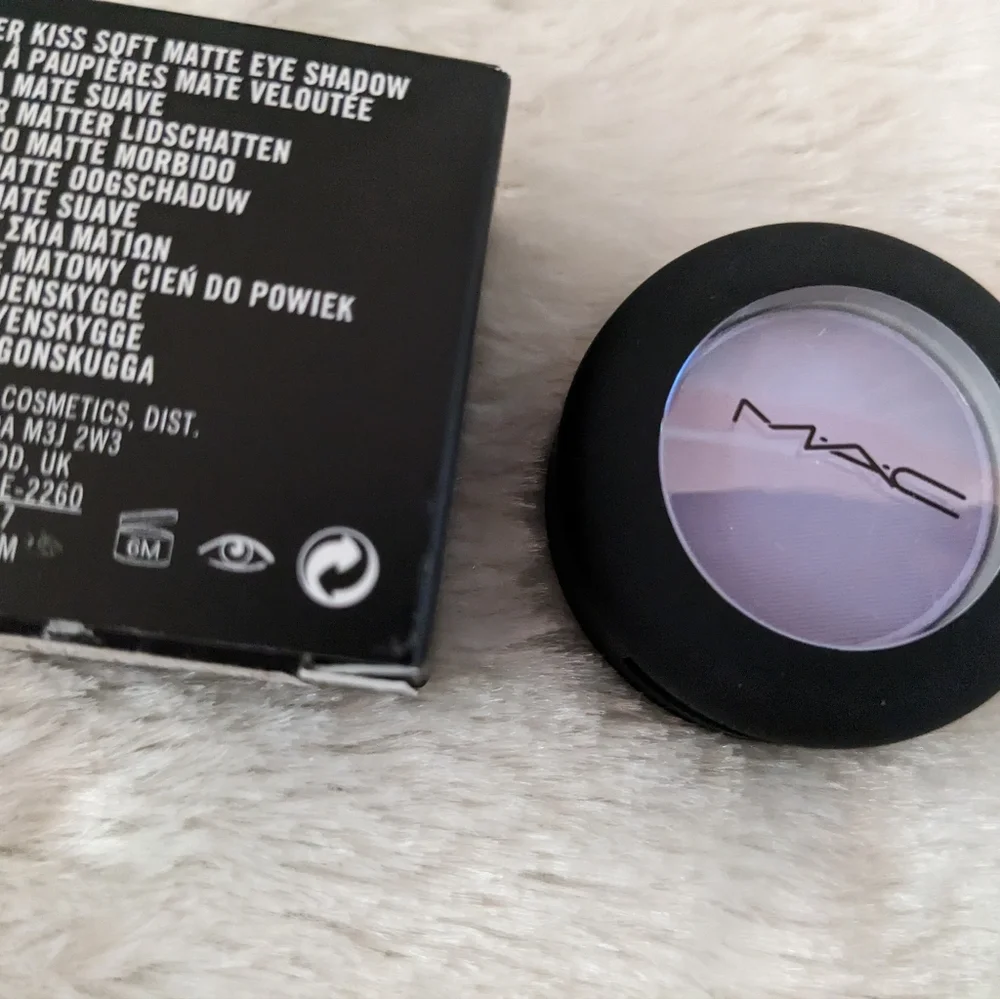 New MAC Powder Kiss Eye Shadow Such A Tulle